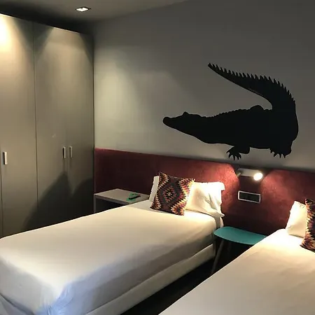 Chic & Basic Zoo Barcelona