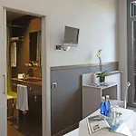 Chic & Basic Zoo Barcellona